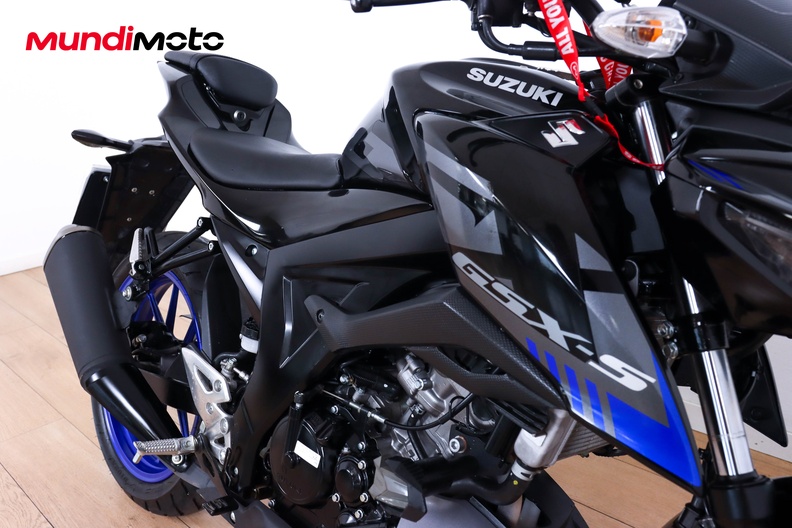 Motorbike image 12