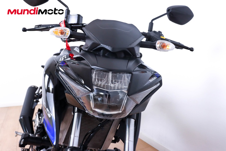 Motorbike image 4