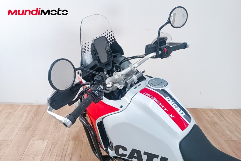 Motorbike image 10