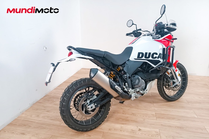 Motorbike image 6