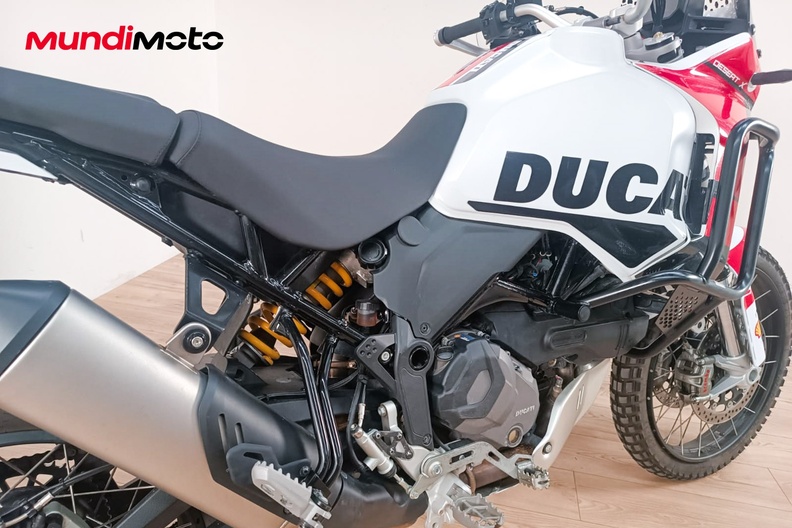 Motorbike image 3