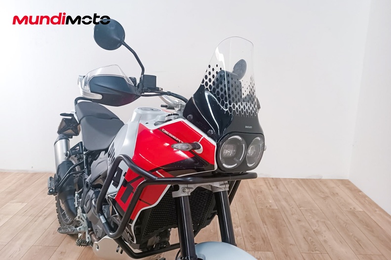 Motorbike image 4