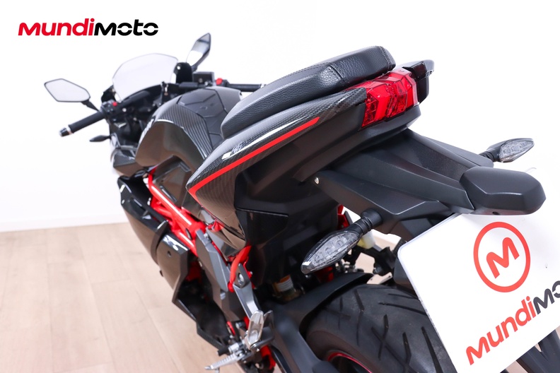 Motorbike image 8