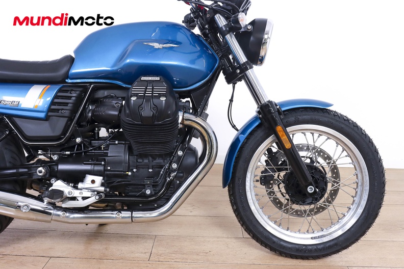 Motorbike image 13