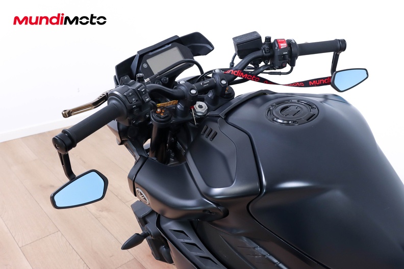 Motorbike image 10