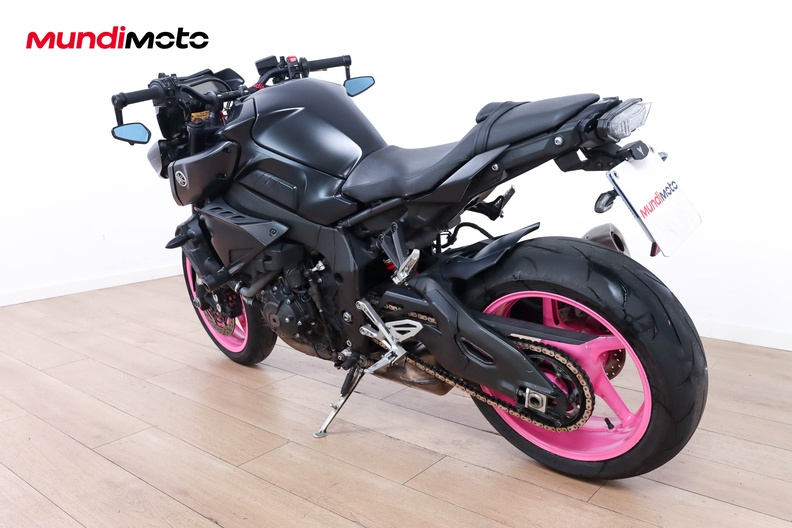 Motorbike image 7