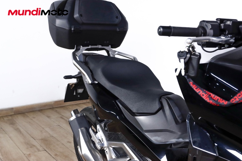 Motorbike image 12