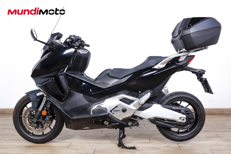 Motorbike image 5