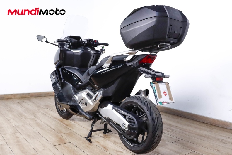 Motorbike image 6