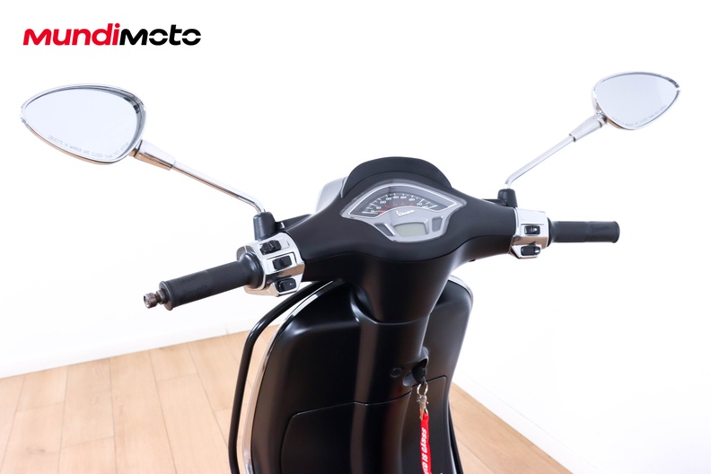Motorbike image 10