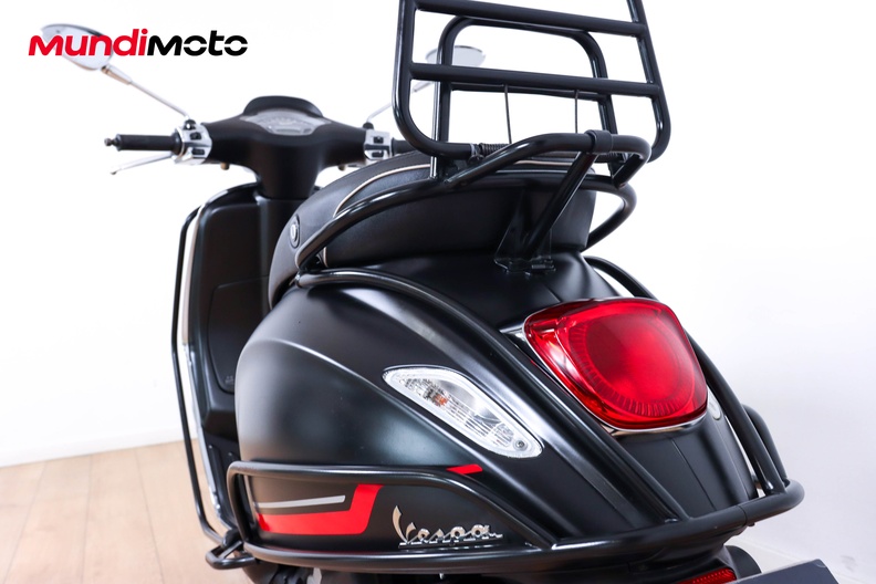Motorbike image 9