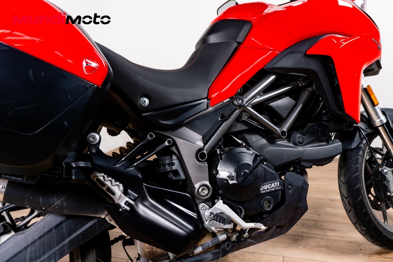 Motorbike image 3