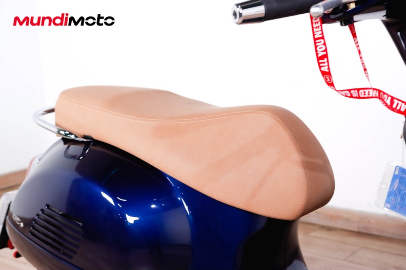 Motorbike image 13
