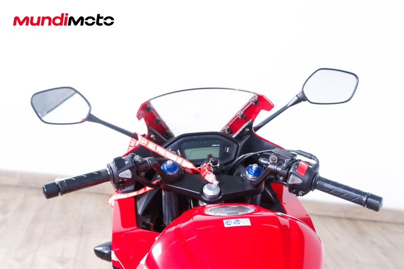 Motorbike image 10