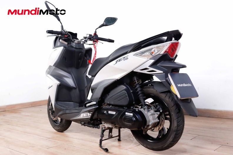 Motorbike image 6