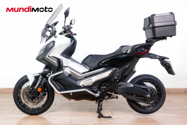 Motorbike image 5