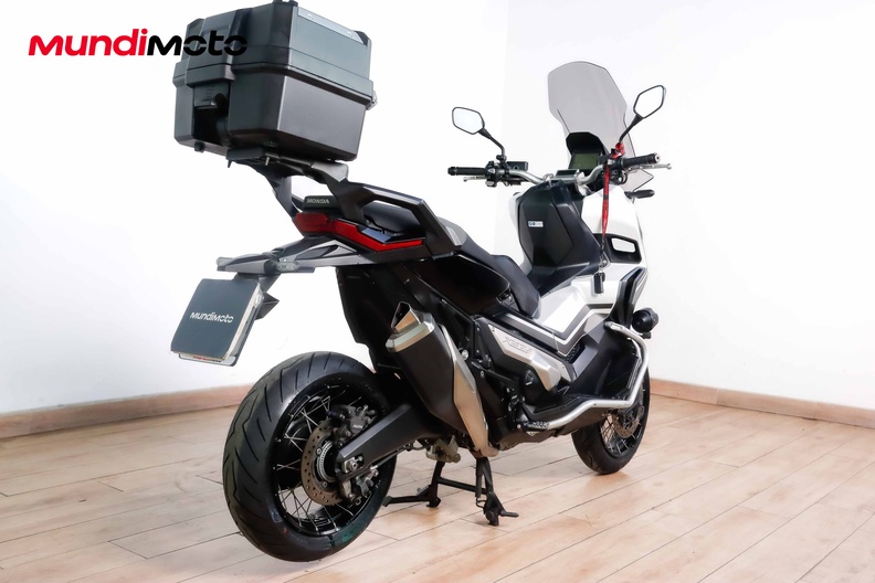 Motorbike image 2
