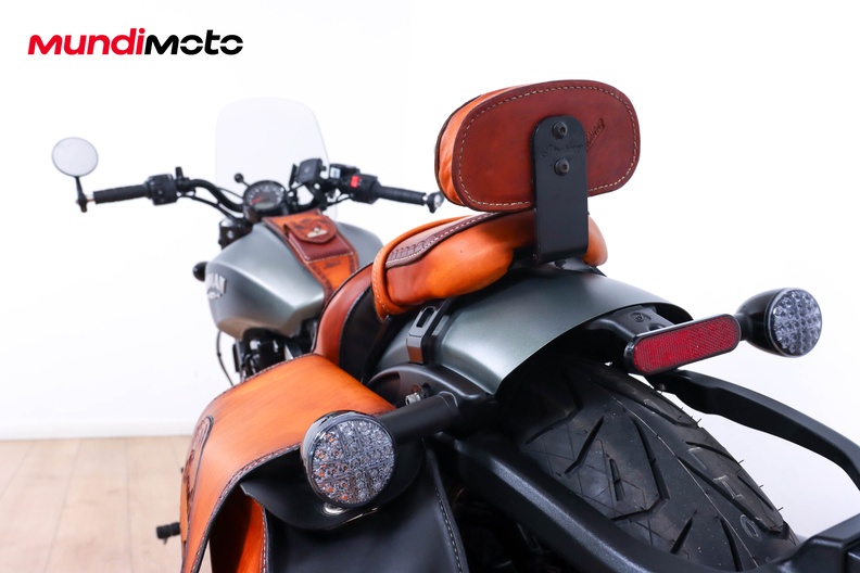 Motorbike image 9