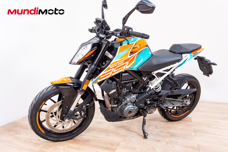 Motorbike image 6