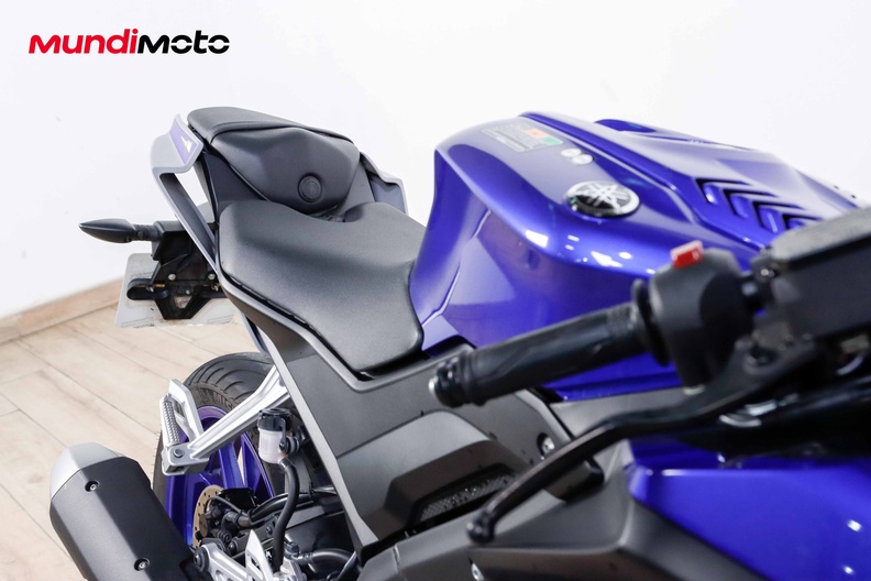 Motorbike image 13