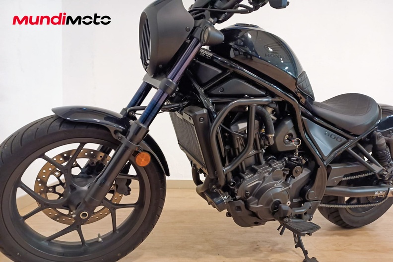 Motorbike image 9