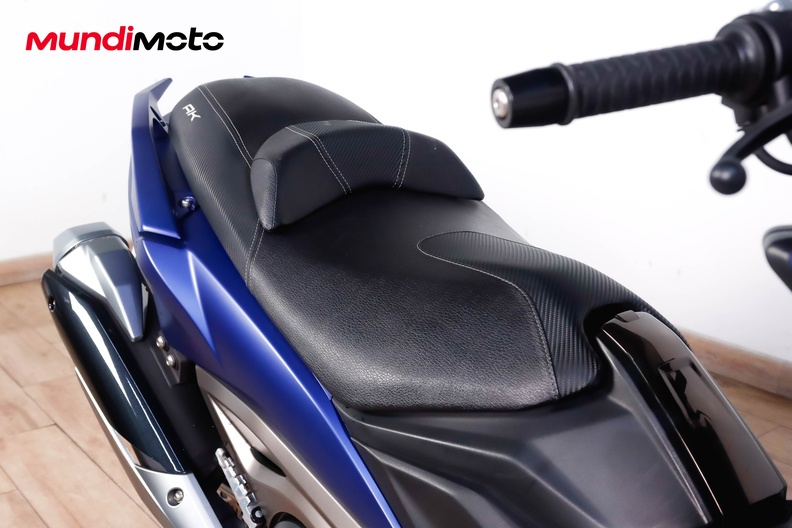 Motorbike image 12