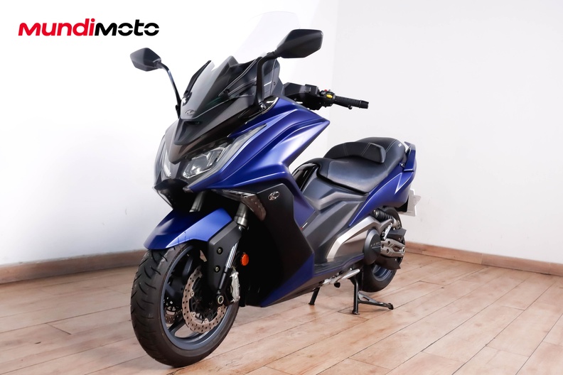 Motorbike image 7