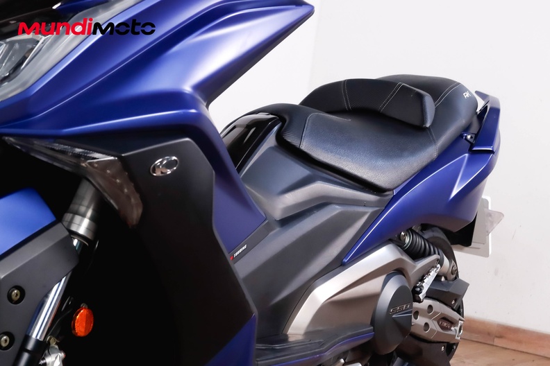 Motorbike image 8