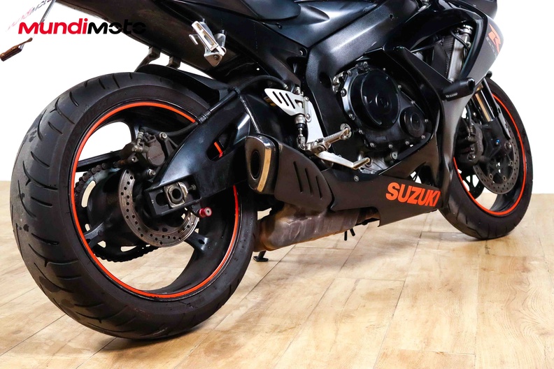 Motorbike image 3