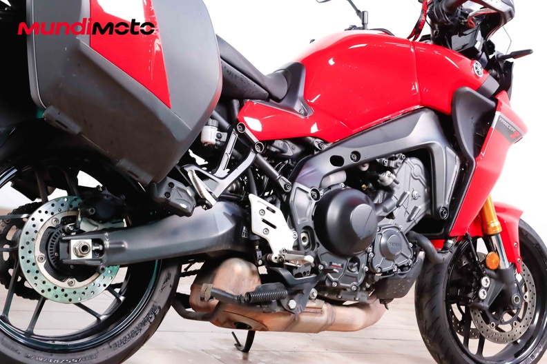 Motorbike image 3