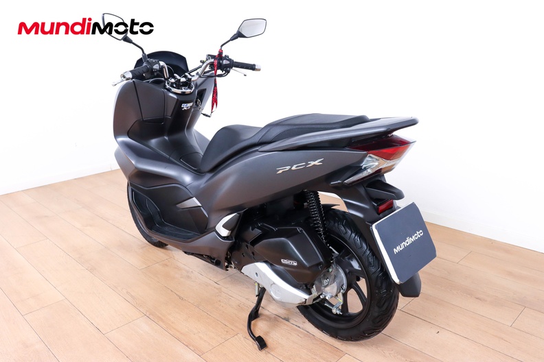 Motorbike image 6