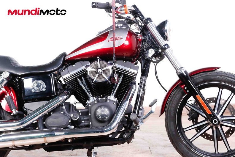 Motorbike image 12