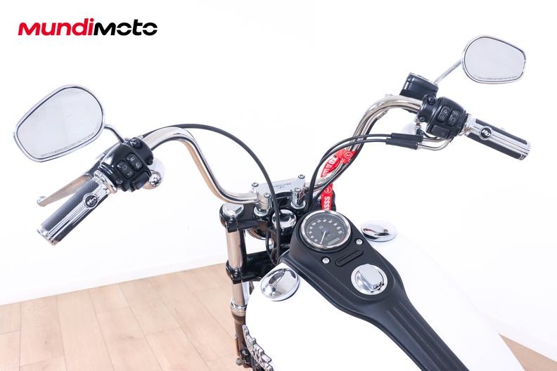 Motorbike image 10