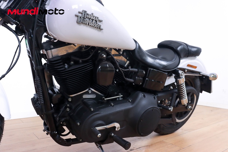 Motorbike image 8