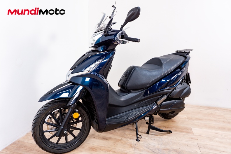 Motorbike image 6