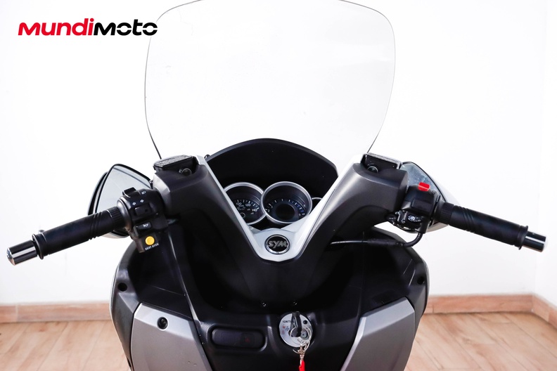 Motorbike image 10