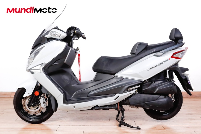 Motorbike image 5