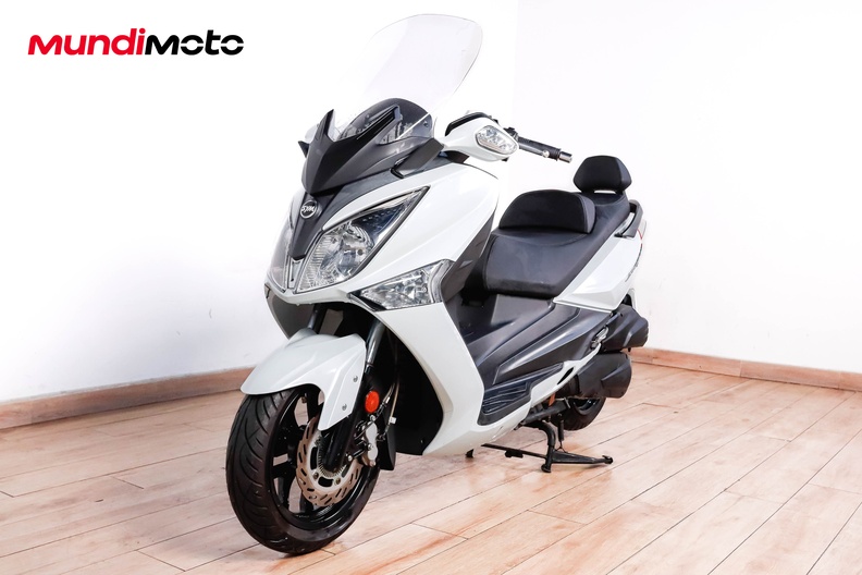 Motorbike image 7