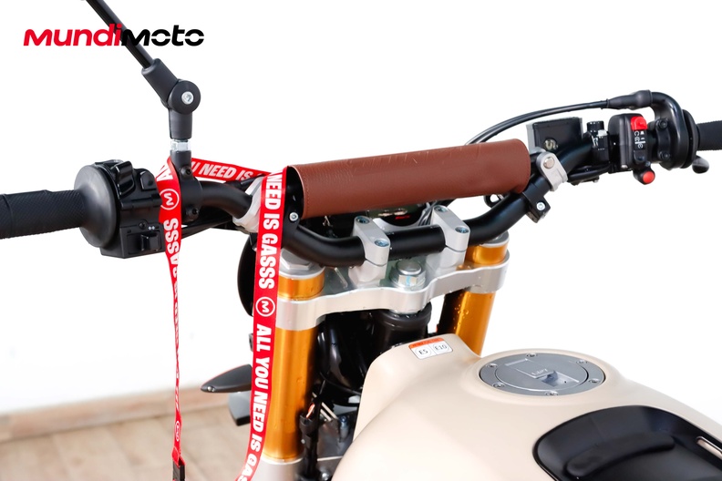 Motorbike image 10