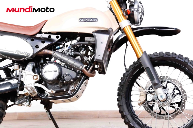 Motorbike image 12
