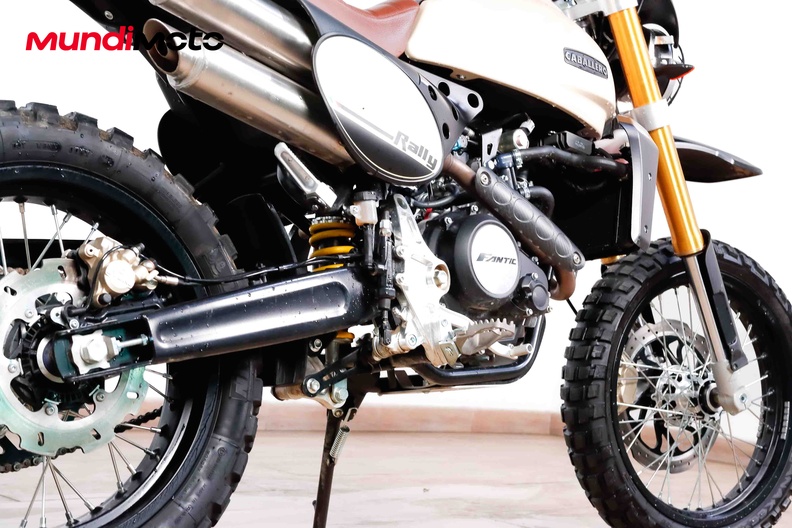 Motorbike image 3