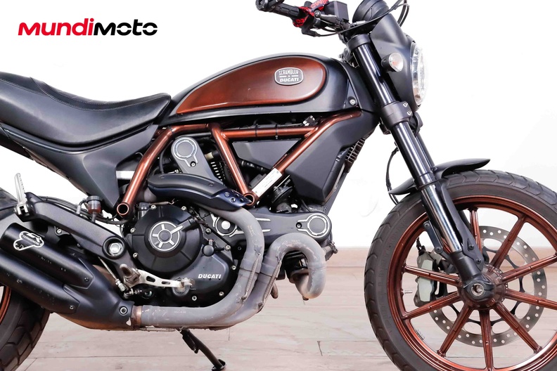 Motorbike image 12