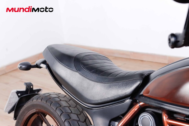 Motorbike image 13