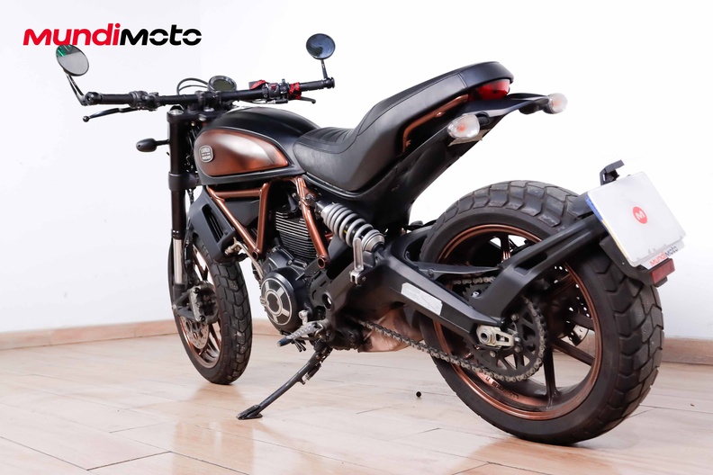 Motorbike image 6