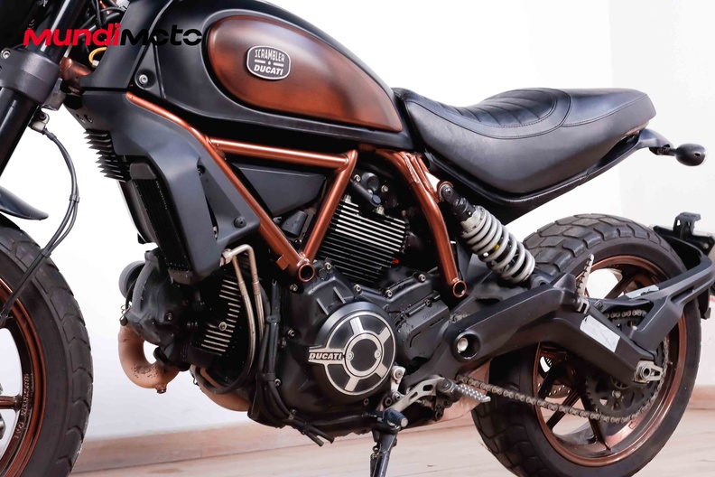 Motorbike image 8