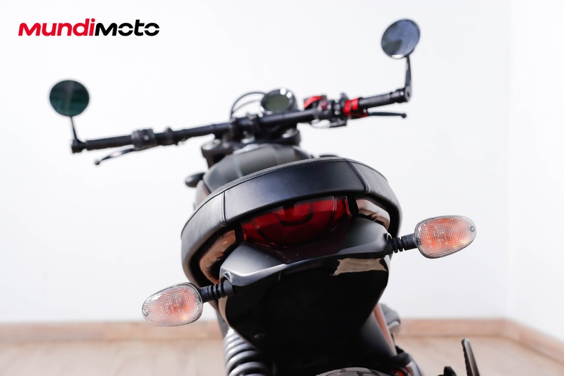 Motorbike image 9