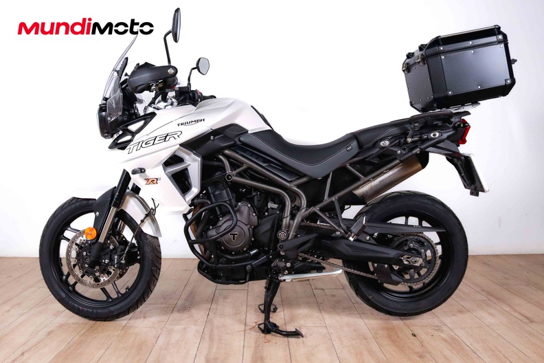 Motorbike image 5