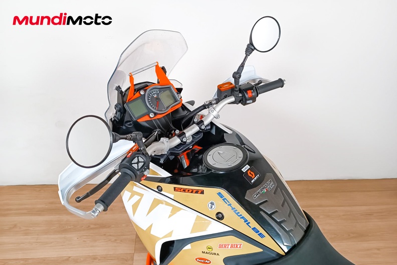 Motorbike image 10