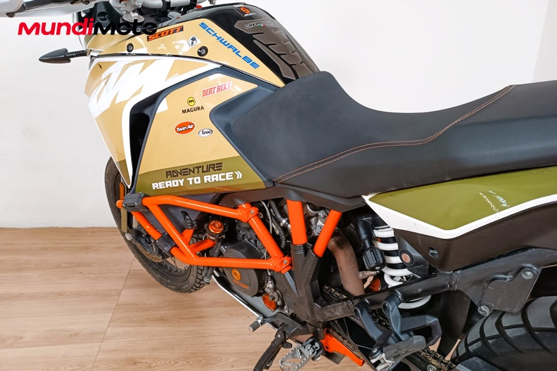Motorbike image 8