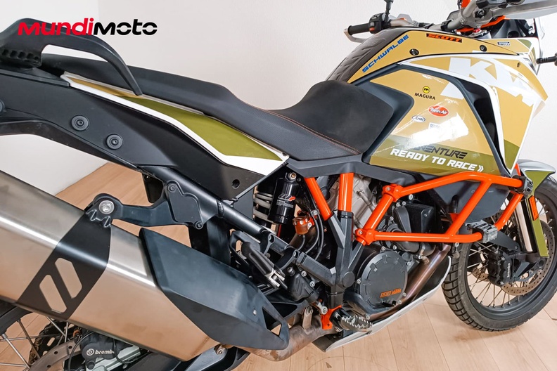 Motorbike image 3